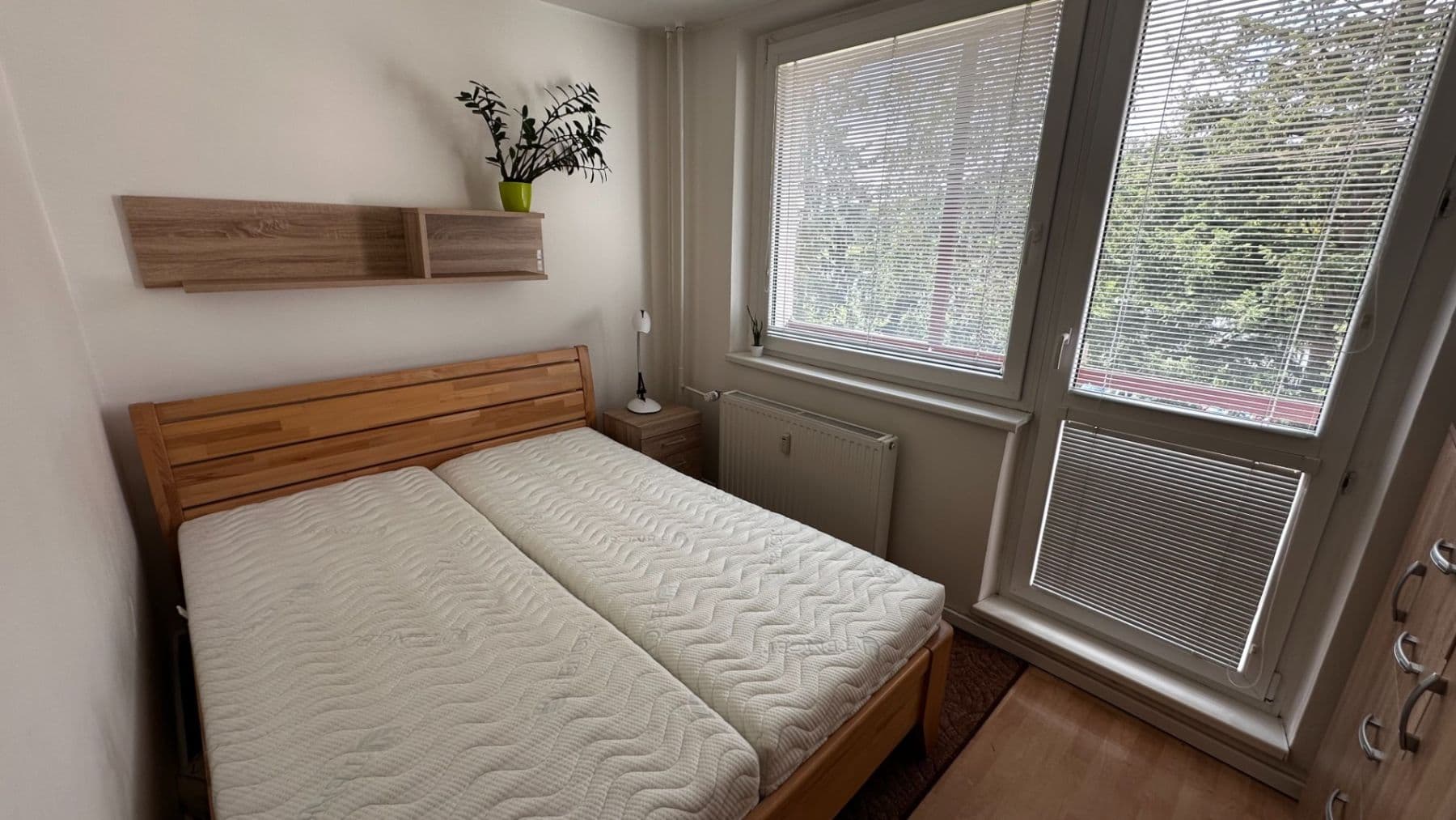 Pronájem bytu 2+kk 42 m², Družstevní, Zlín, Zlínský kraj Pronájem bytu 2+kk 42 m², Družstevní, Zlín, Zlínský kraj