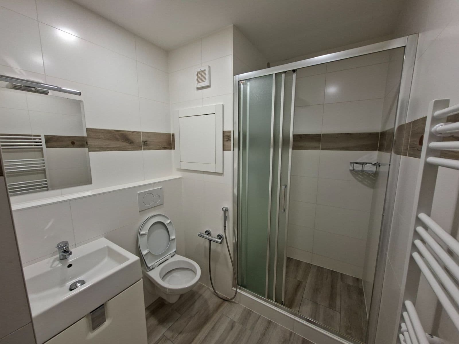 Pronájem bytu 1+kk 25 m², Horácké náměstí, Brno, Jihomoravský kraj Pronájem bytu 1+kk 25 m², Horácké náměstí, Brno, Jihomoravský kraj