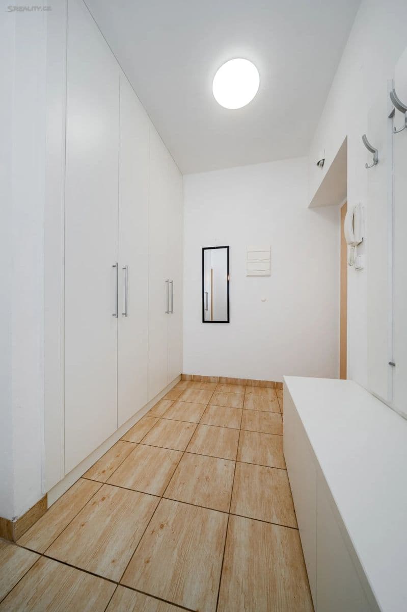 Pronájem bytu 2+kk 62 m², Na Vyhlídce, Frýdek-Místek, Moravskoslezský kraj Pronájem bytu 2+kk 62 m², Na Vyhlídce, Frýdek-Místek, Moravskoslezský kraj