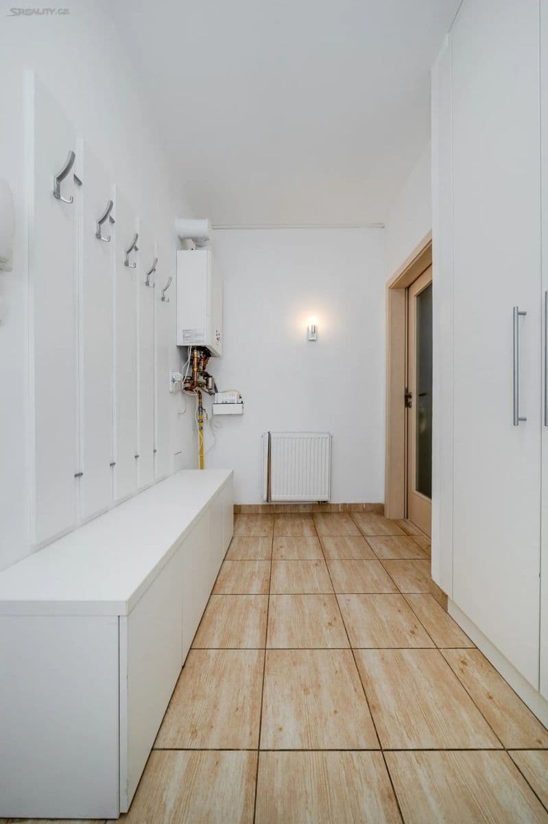 Pronájem bytu 2+kk 62 m², Na Vyhlídce, Frýdek-Místek, Moravskoslezský kraj Pronájem bytu 2+kk 62 m², Na Vyhlídce, Frýdek-Místek, Moravskoslezský kraj