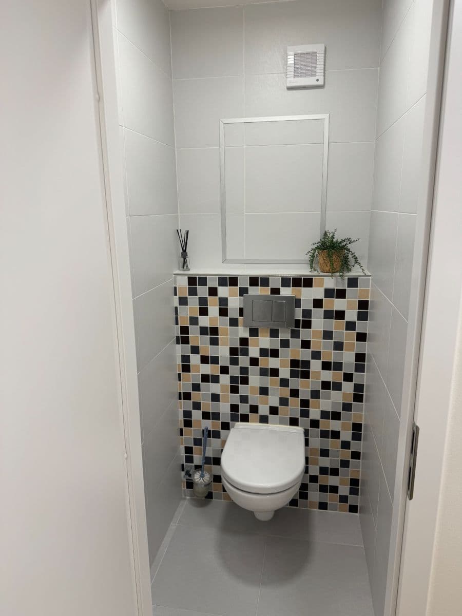 Pronájem bytu 2+kk 43 m², K Zahrádkám, Praha, Praha Pronájem bytu 2+kk 43 m², K Zahrádkám, Praha, Praha