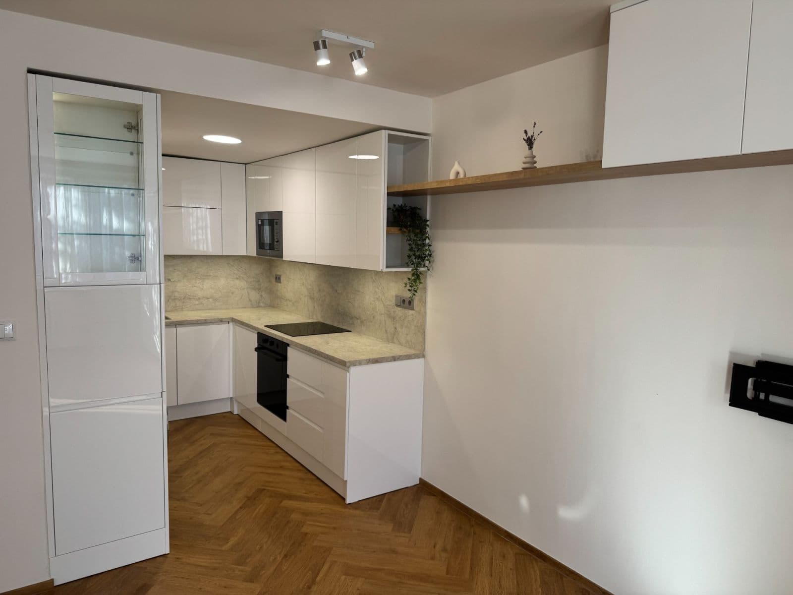 Pronájem bytu 2+kk 43 m², K Zahrádkám, Praha, Praha Pronájem bytu 2+kk 43 m², K Zahrádkám, Praha, Praha