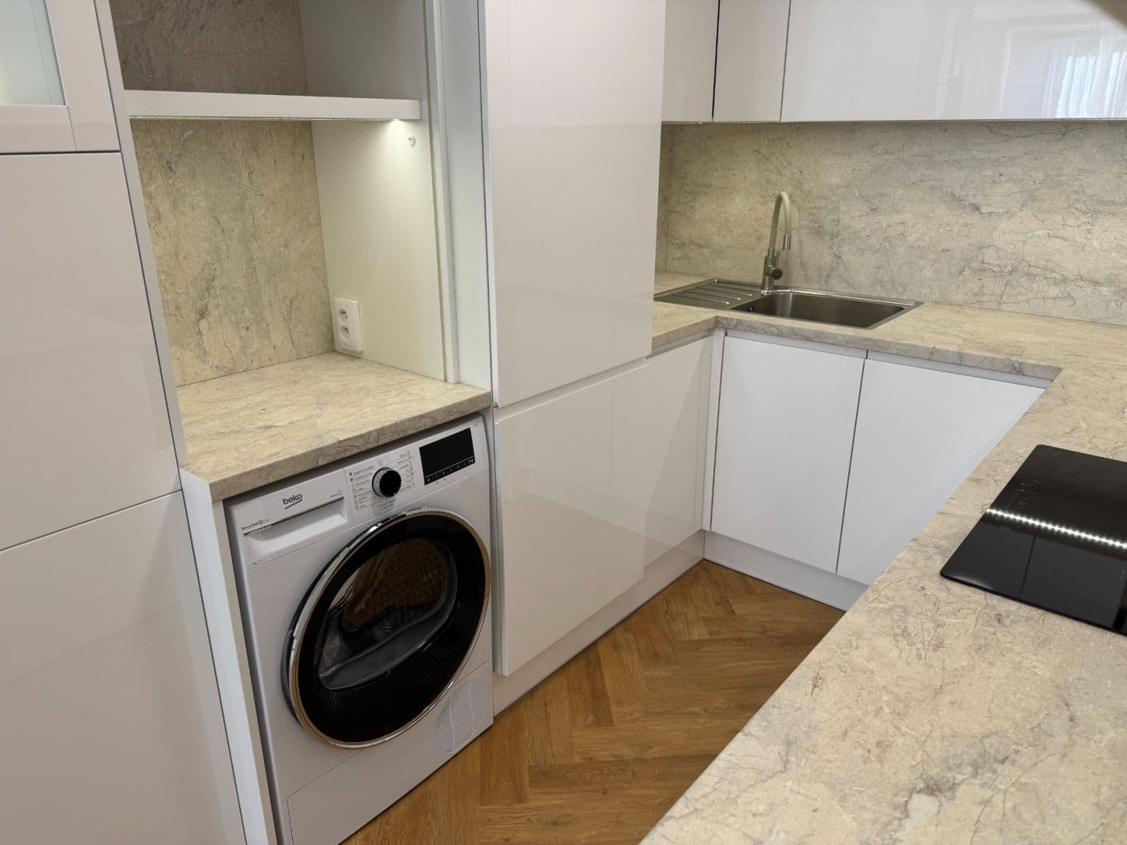Pronájem bytu 2+kk 43 m², K Zahrádkám, Praha, Praha Pronájem bytu 2+kk 43 m², K Zahrádkám, Praha, Praha