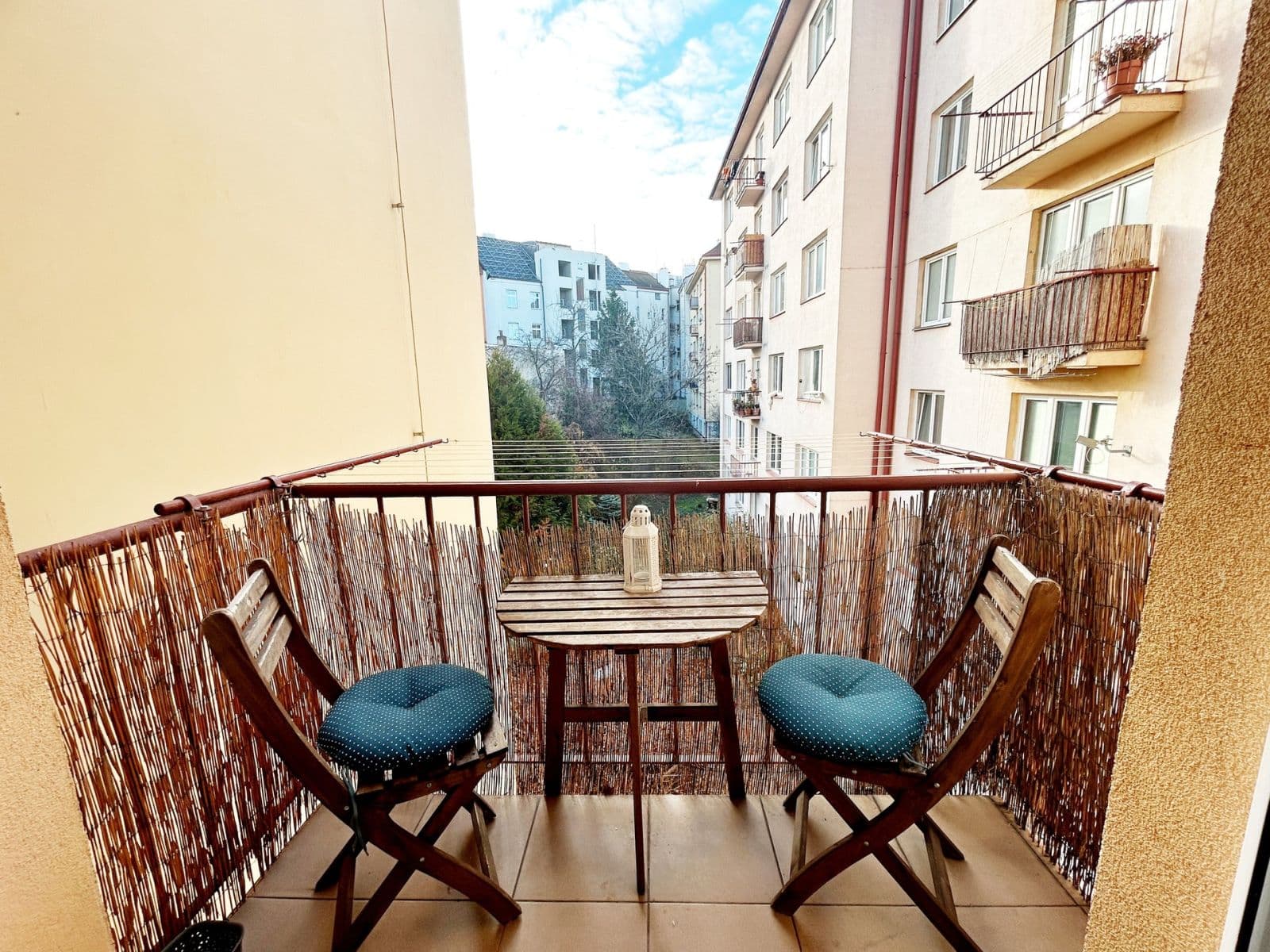 Pronájem bytu 2+kk 48 m², Spojovací, Praha, Praha Pronájem bytu 2+kk 48 m², Spojovací, Praha, Praha