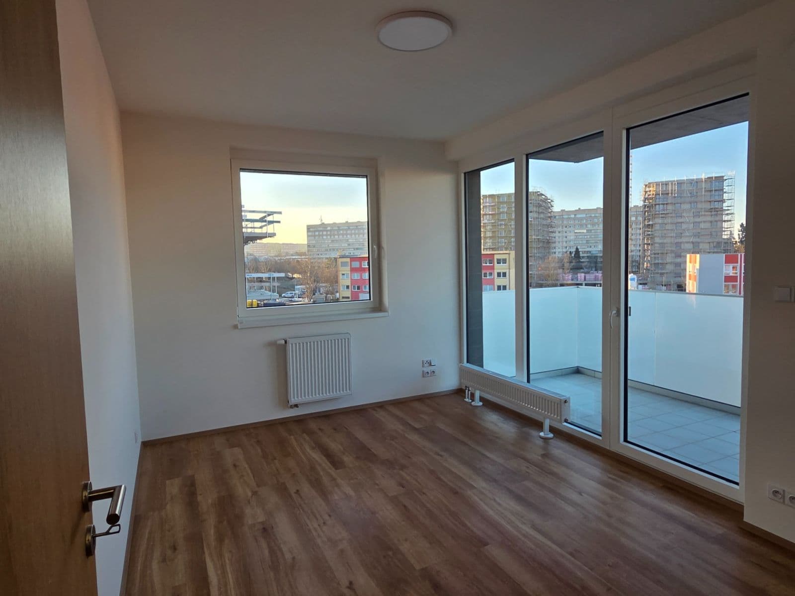 Pronájem bytu 3+kk 84 m², Čakovická, Praha, Praha Pronájem bytu 3+kk 84 m², Čakovická, Praha, Praha
