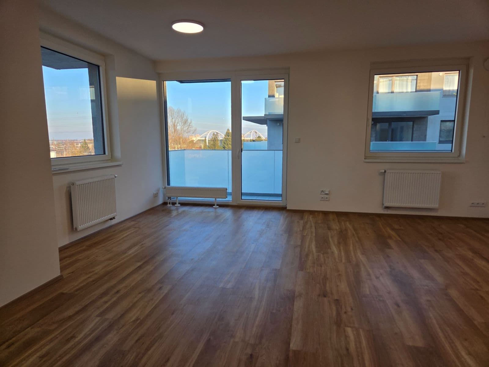 Pronájem bytu 3+kk 84 m², Čakovická, Praha, Praha Pronájem bytu 3+kk 84 m², Čakovická, Praha, Praha