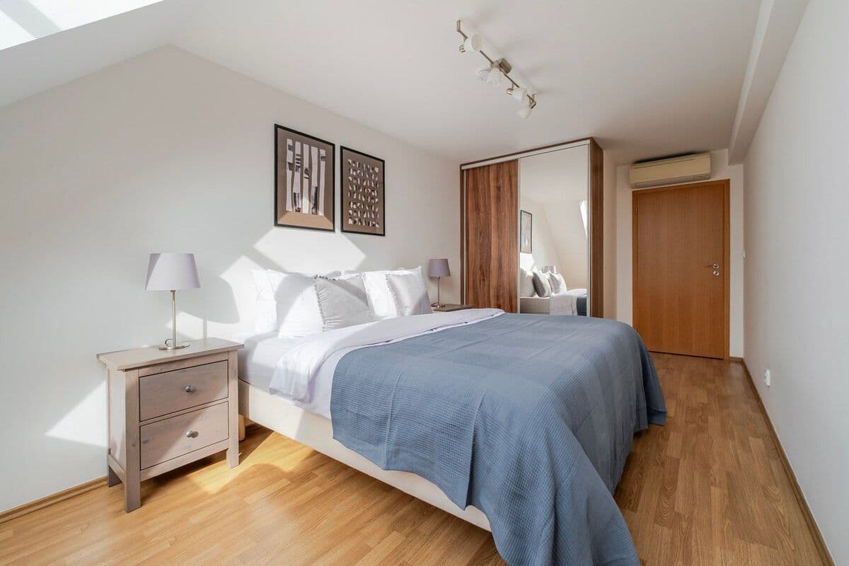 Pronájem bytu 65 m², Kafkova, Praha, Praha Pronájem bytu 65 m², Kafkova, Praha, Praha