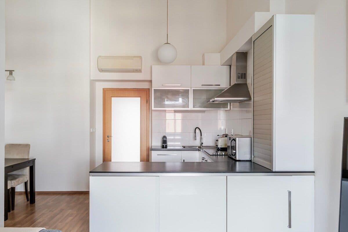 Pronájem bytu 65 m², Kafkova, Praha, Praha Pronájem bytu 65 m², Kafkova, Praha, Praha