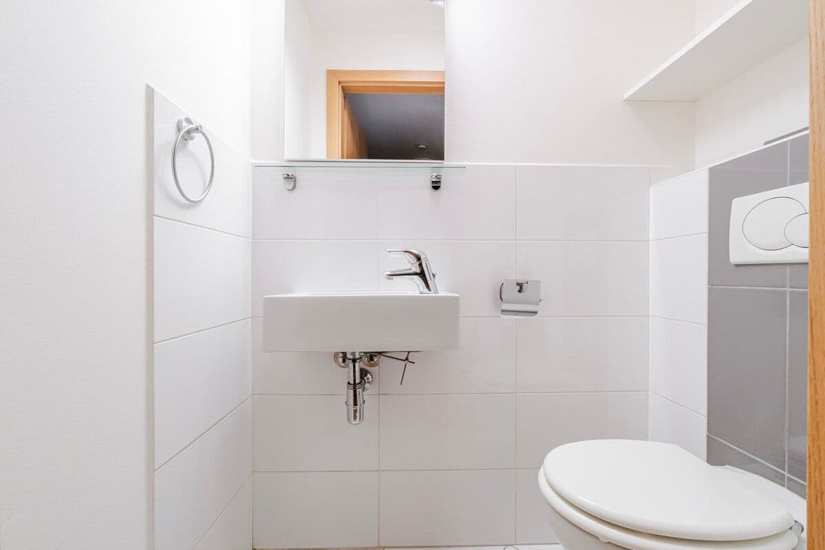 Pronájem bytu 65 m², Kafkova, Praha, Praha Pronájem bytu 65 m², Kafkova, Praha, Praha