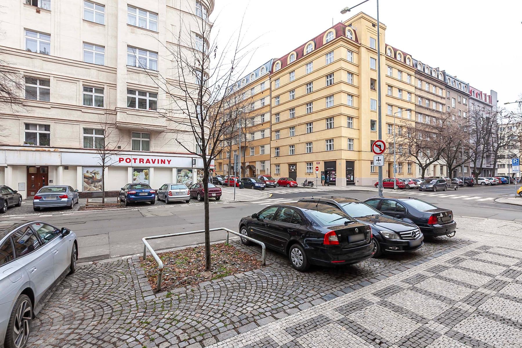 Prodej nebytového prostoru 53 m², Lucemburská, Praha, Praha Prodej nebytového prostoru 53 m², Lucemburská, Praha, Praha