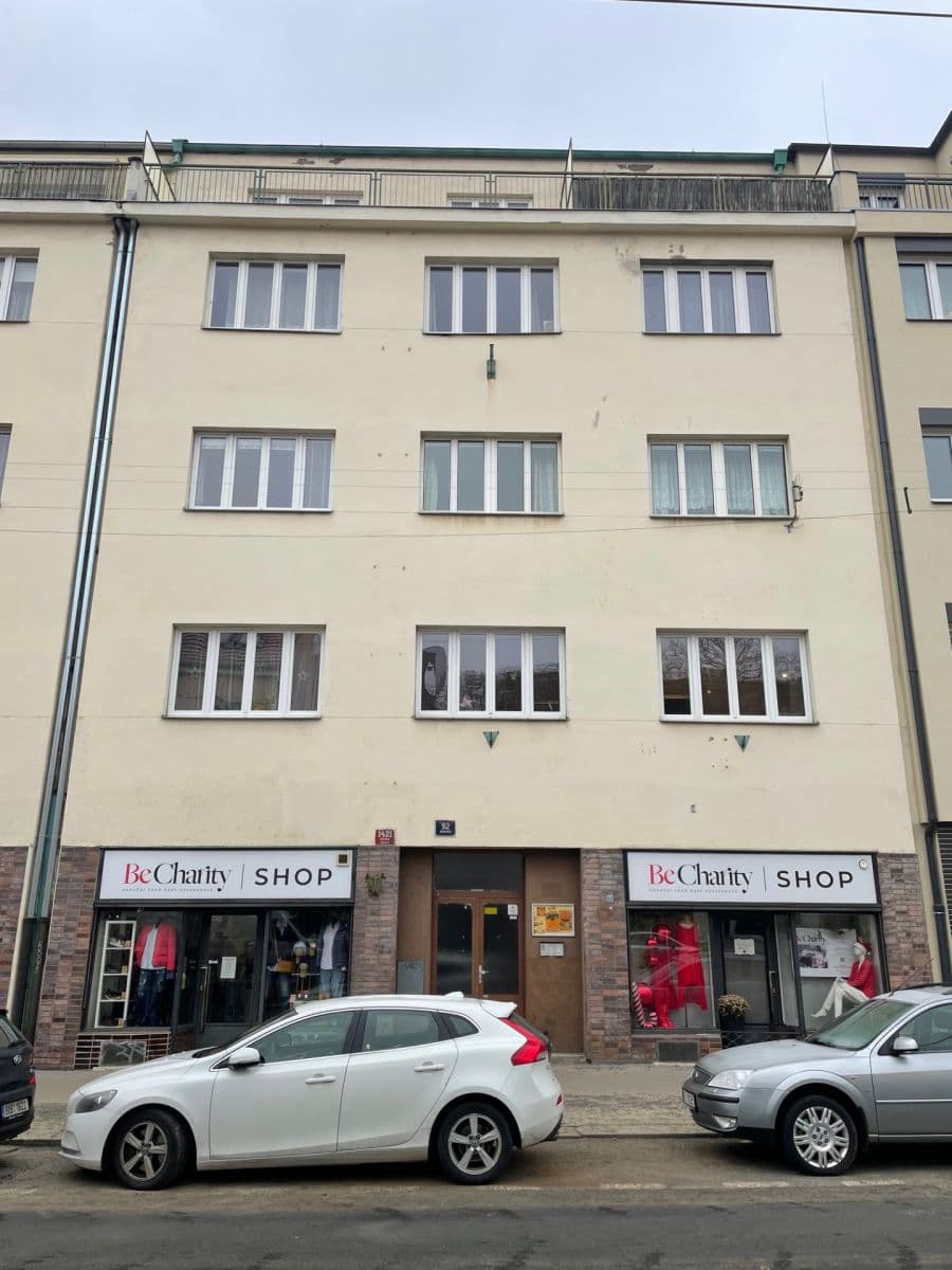 Prodej bytu 3+1 86 m², Bělohorská, Praha, Praha Prodej bytu 3+1 86 m², Bělohorská, Praha, Praha