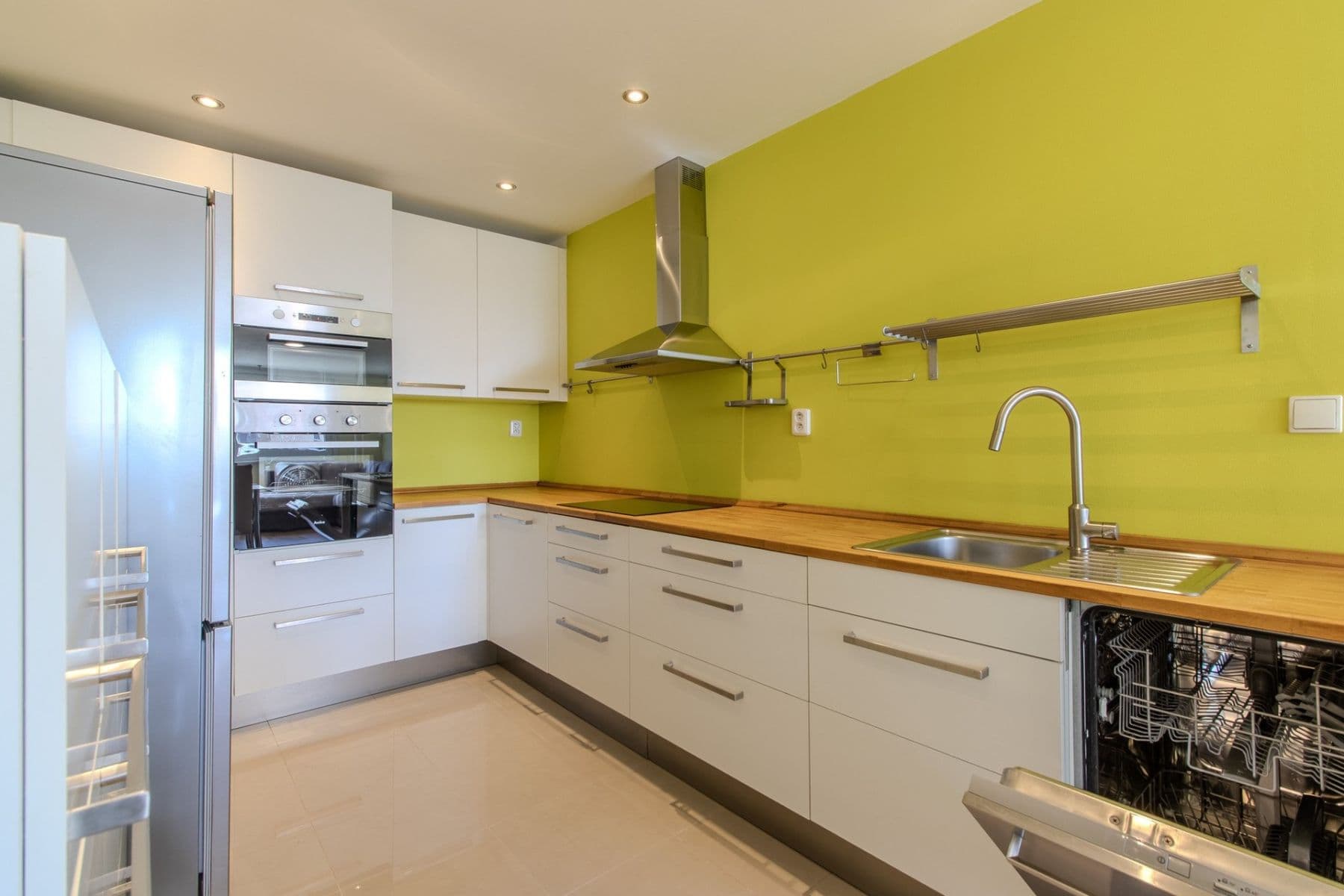 Pronájem bytu 3+kk 64 m², Jažlovická, Praha, Praha Pronájem bytu 3+kk 64 m², Jažlovická, Praha, Praha