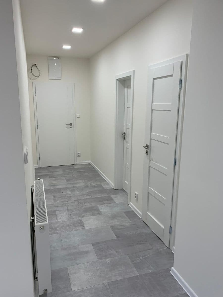 Pronájem bytu 2+kk 60 m², Komenského, Kladno, Středočeský kraj Pronájem bytu 2+kk 60 m², Komenského, Kladno, Středočeský kraj