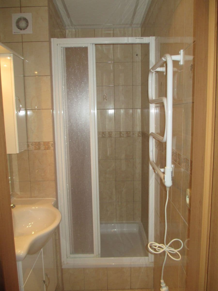 Pronájem bytu 1+1 36 m², Alej 17. listopadu, Roudnice nad Labem, Ústecký kraj Pronájem bytu 1+1 36 m², Alej 17. listopadu, Roudnice nad Labem, Ústecký kraj