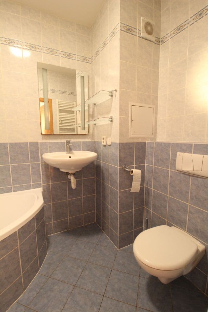 Pronájem bytu 1+kk 34 m², Mattioliho, Praha, Praha Pronájem bytu 1+kk 34 m², Mattioliho, Praha, Praha