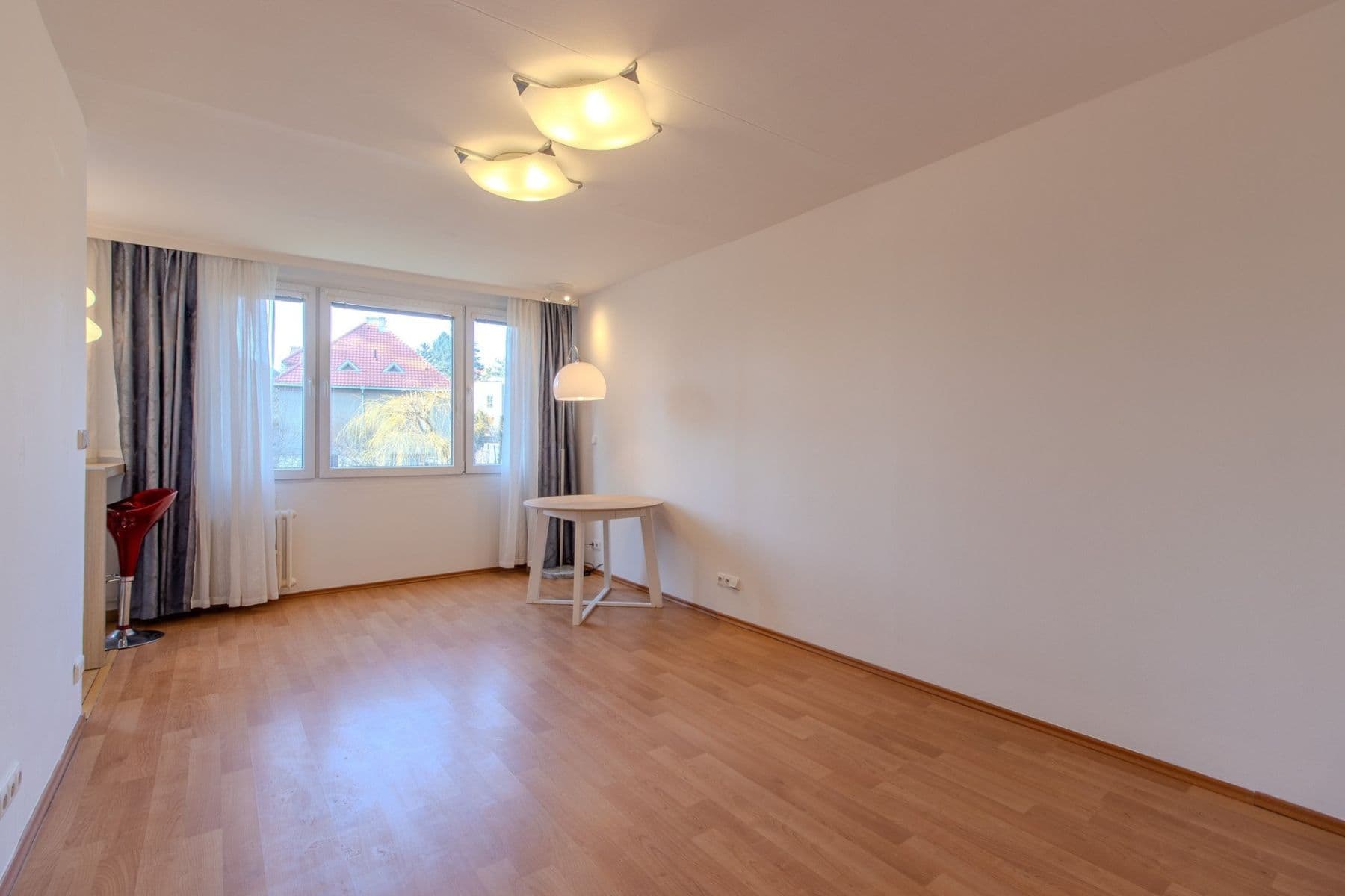 Pronájem bytu 3+1 66 m², Košťálkova, Praha, Praha Pronájem bytu 3+1 66 m², Košťálkova, Praha, Praha
