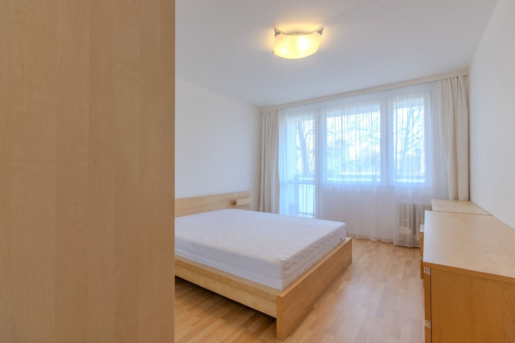 Pronájem bytu 3+1 66 m², Košťálkova, Praha, Praha Pronájem bytu 3+1 66 m², Košťálkova, Praha, Praha