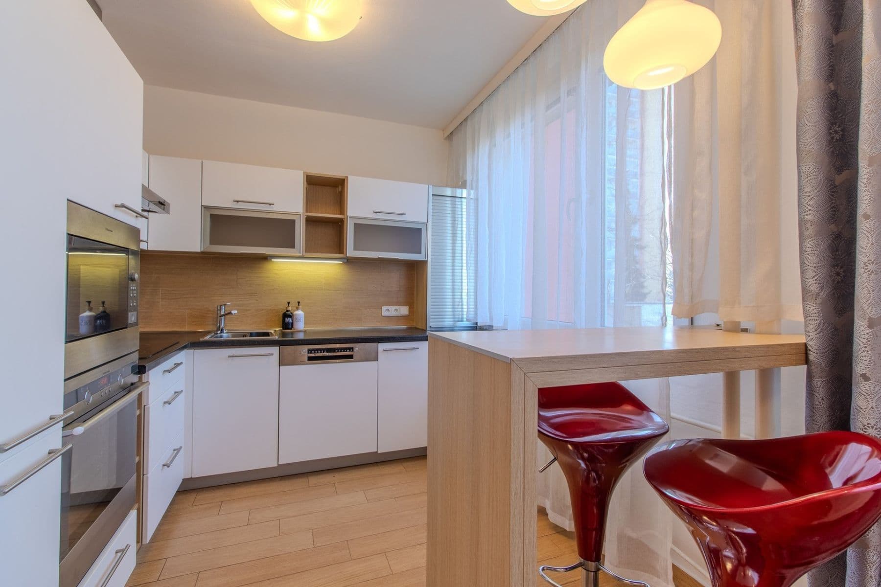 Pronájem bytu 3+1 66 m², Košťálkova, Praha, Praha Pronájem bytu 3+1 66 m², Košťálkova, Praha, Praha