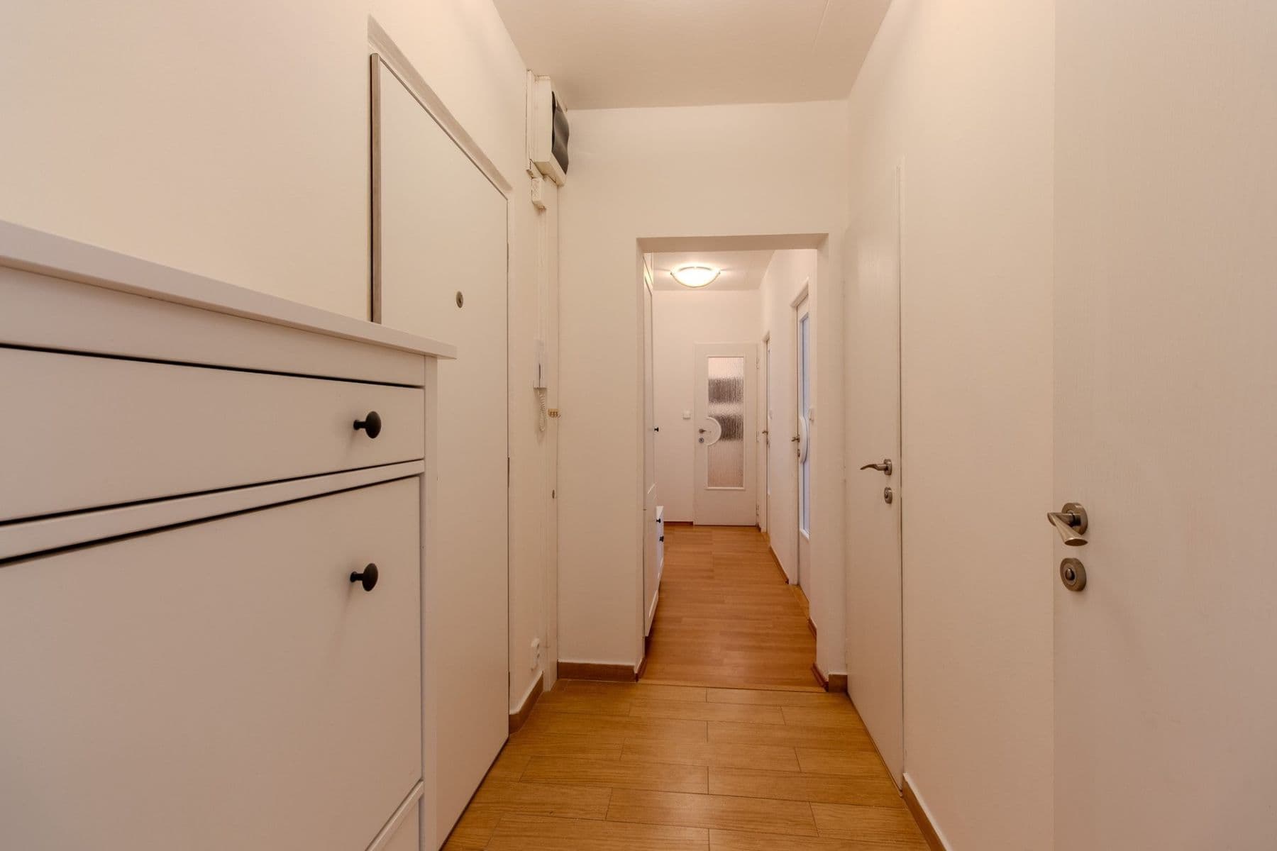 Pronájem bytu 3+1 66 m², Košťálkova, Praha, Praha Pronájem bytu 3+1 66 m², Košťálkova, Praha, Praha