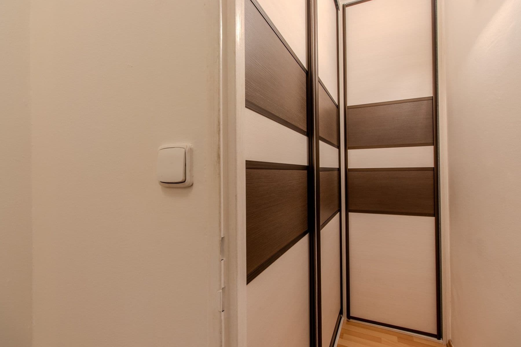 Pronájem bytu 3+1 66 m², Košťálkova, Praha, Praha Pronájem bytu 3+1 66 m², Košťálkova, Praha, Praha