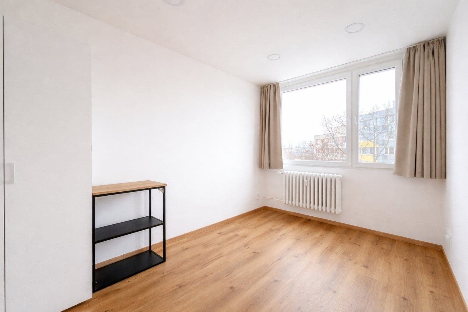 Pronájem bytu 3+kk 60 m², Kosmonautů, Mělník, Středočeský kraj Pronájem bytu 3+kk 60 m², Kosmonautů, Mělník, Středočeský kraj