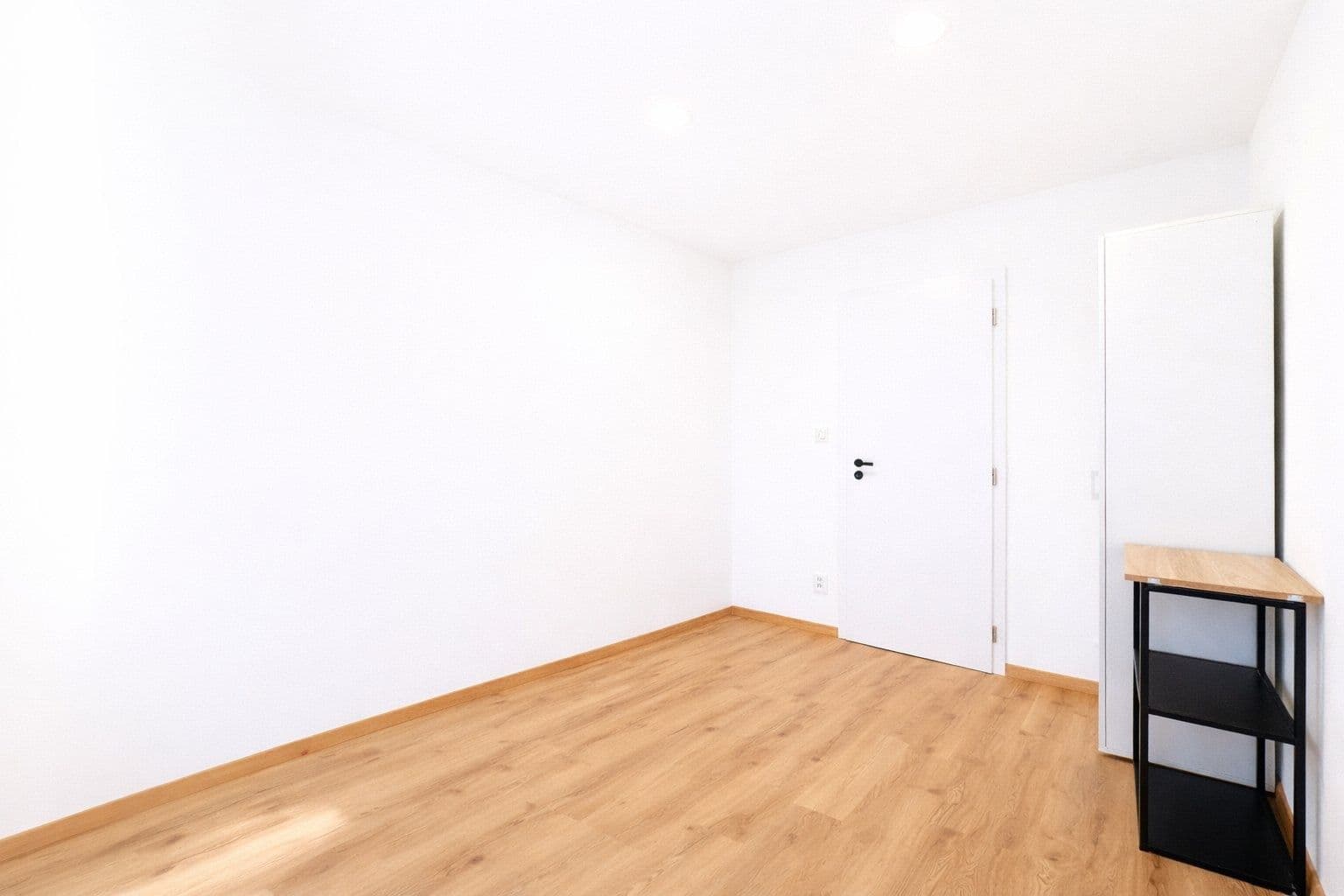 Pronájem bytu 3+kk 60 m², Kosmonautů, Mělník, Středočeský kraj Pronájem bytu 3+kk 60 m², Kosmonautů, Mělník, Středočeský kraj