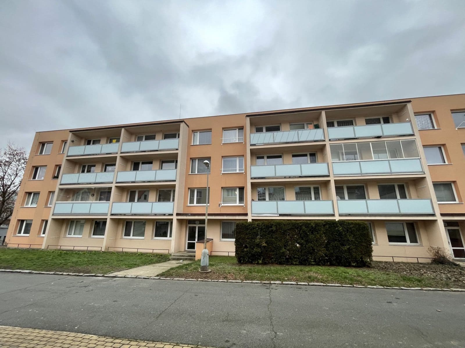 Pronájem bytu 3+kk 60 m², Kosmonautů, Mělník, Středočeský kraj Pronájem bytu 3+kk 60 m², Kosmonautů, Mělník, Středočeský kraj