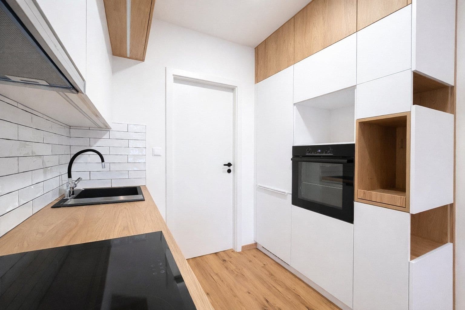 Pronájem bytu 3+kk 60 m², Kosmonautů, Mělník, Středočeský kraj Pronájem bytu 3+kk 60 m², Kosmonautů, Mělník, Středočeský kraj