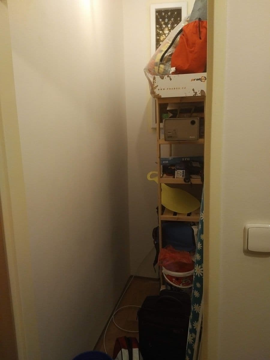 Pronájem bytu 1+kk 30 m², U Křížku, Praha, Praha Pronájem bytu 1+kk 30 m², U Křížku, Praha, Praha