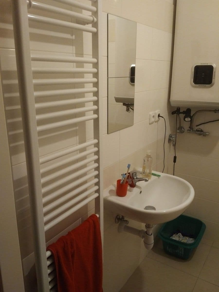 Pronájem bytu 1+kk 30 m², U Křížku, Praha, Praha Pronájem bytu 1+kk 30 m², U Křížku, Praha, Praha