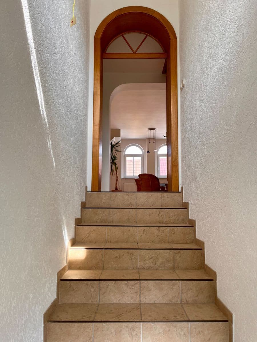 Pronájem bytu 4+1 190 m², Písečná, Cheb, Karlovarský kraj Pronájem bytu 4+1 190 m², Písečná, Cheb, Karlovarský kraj