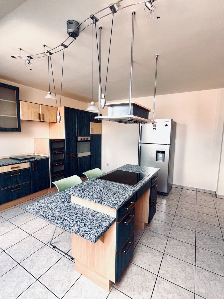 Pronájem bytu 4+1 190 m², Písečná, Cheb, Karlovarský kraj Pronájem bytu 4+1 190 m², Písečná, Cheb, Karlovarský kraj