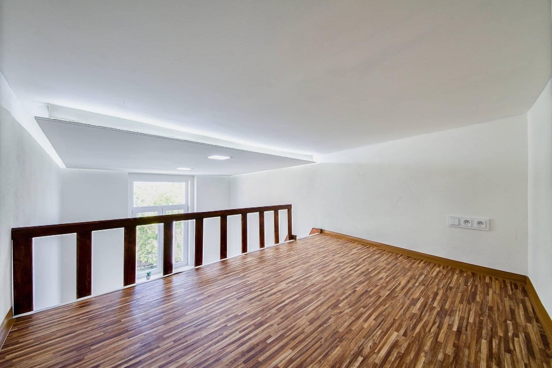 Prodej bytu 1+1 38 m², Zenklova, Praha, Praha Prodej bytu 1+1 38 m², Zenklova, Praha, Praha