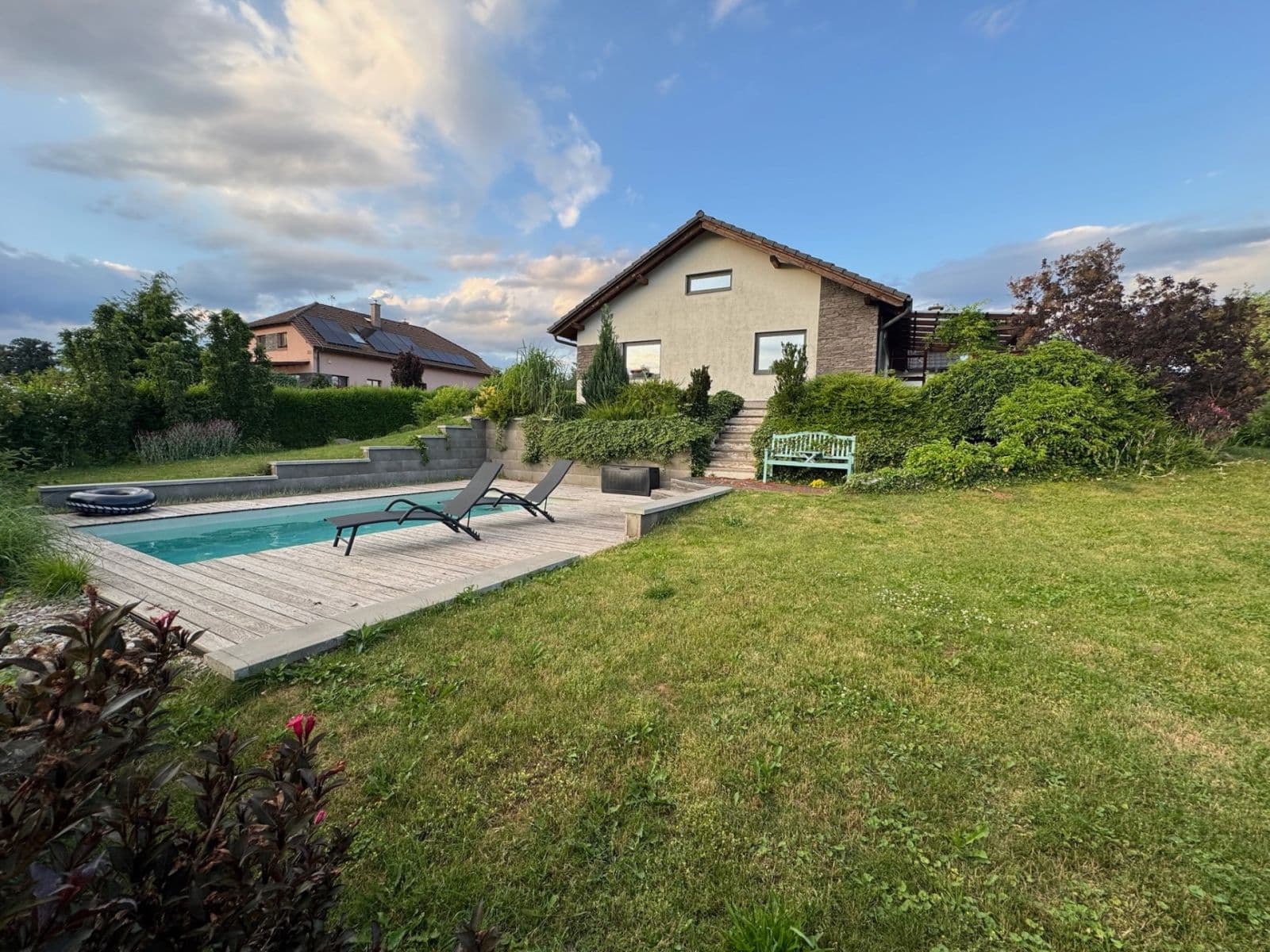 Prodej domu 195 m², pozemek 905 m², Vlčice, Královéhradecký kraj Prodej domu 195 m², pozemek 905 m², Vlčice, Královéhradecký kraj