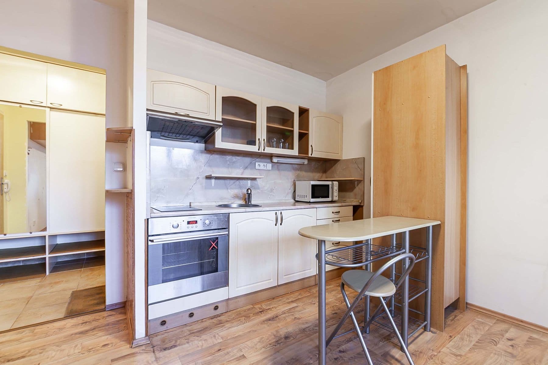 Prodej bytu 1+kk 23 m², Jílovská, Praha, Praha Prodej bytu 1+kk 23 m², Jílovská, Praha, Praha