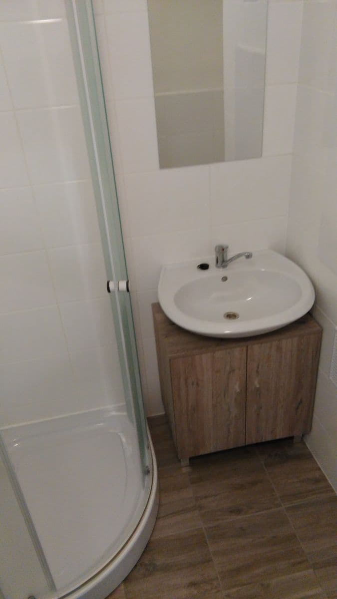 Pronájem bytu 1+1 32 m², Jičínská, Ostrava, Moravskoslezský kraj Pronájem bytu 1+1 32 m², Jičínská, Ostrava, Moravskoslezský kraj