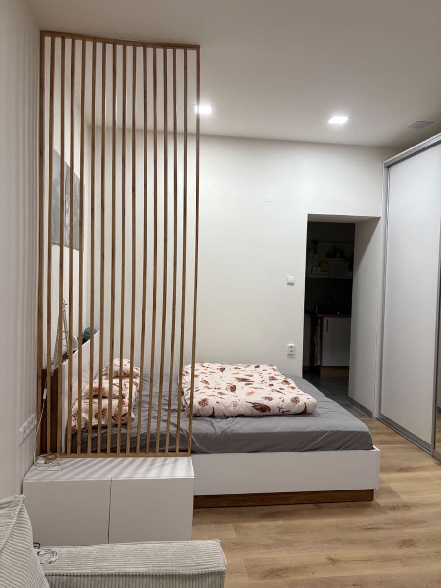 Pronájem bytu 1+1 33 m², Komárovská, Brno, Jihomoravský kraj Pronájem bytu 1+1 33 m², Komárovská, Brno, Jihomoravský kraj