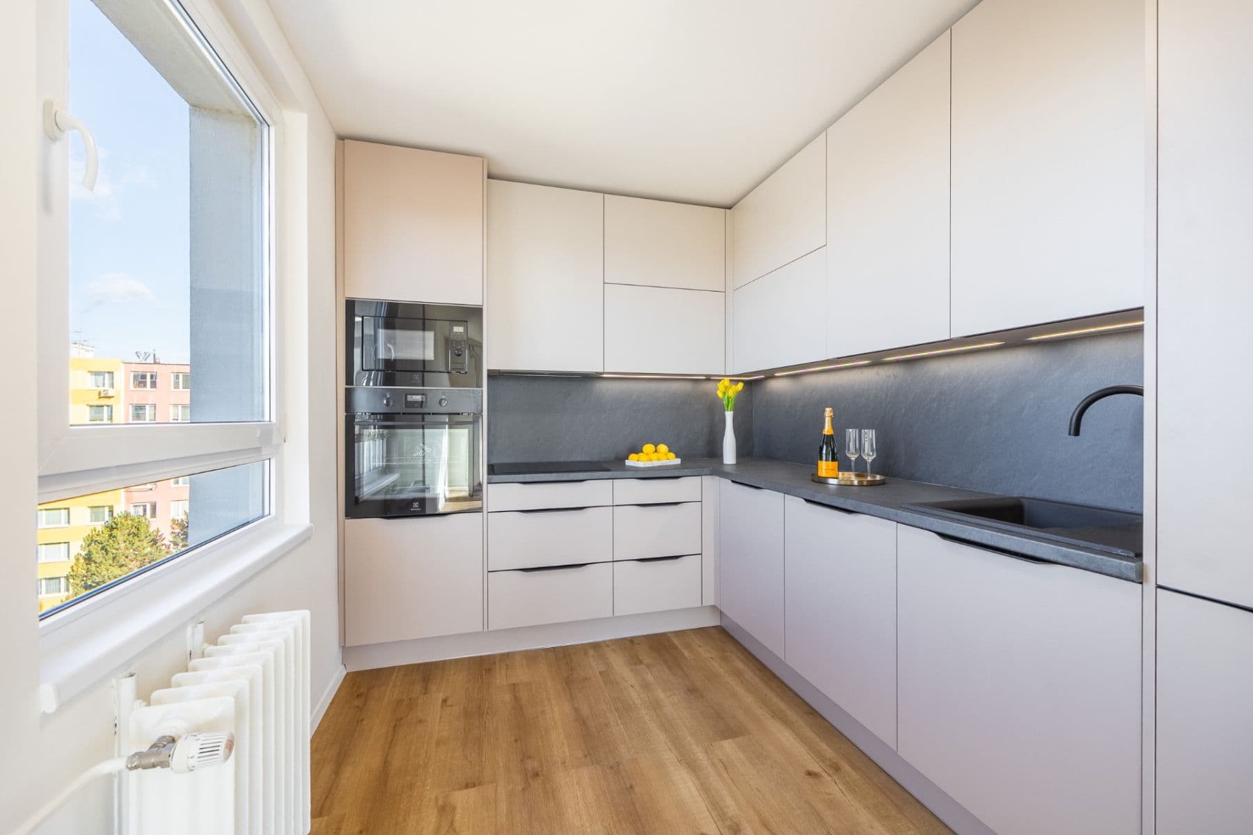 Prodej bytu 3+kk 79 m², Rembrandtova, Praha, Praha Prodej bytu 3+kk 79 m², Rembrandtova, Praha, Praha