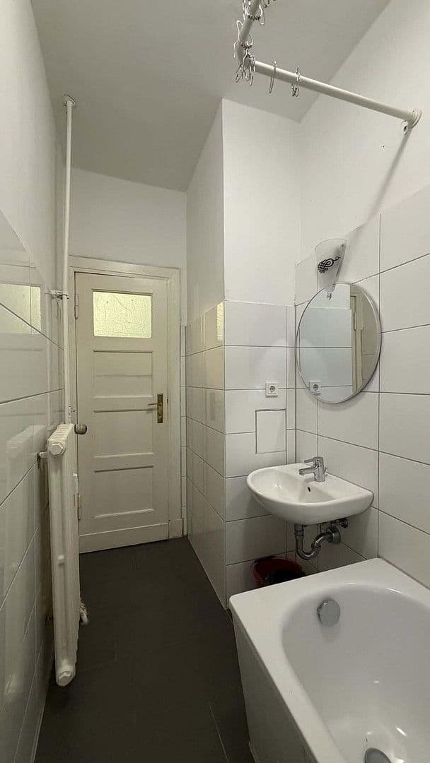 Pronájem bytu 2+kk 68 m², Braunschweiger Straße 45, Berlin, Berlín Pronájem bytu 2+kk 68 m², Braunschweiger Straße 45, Berlin, Berlín