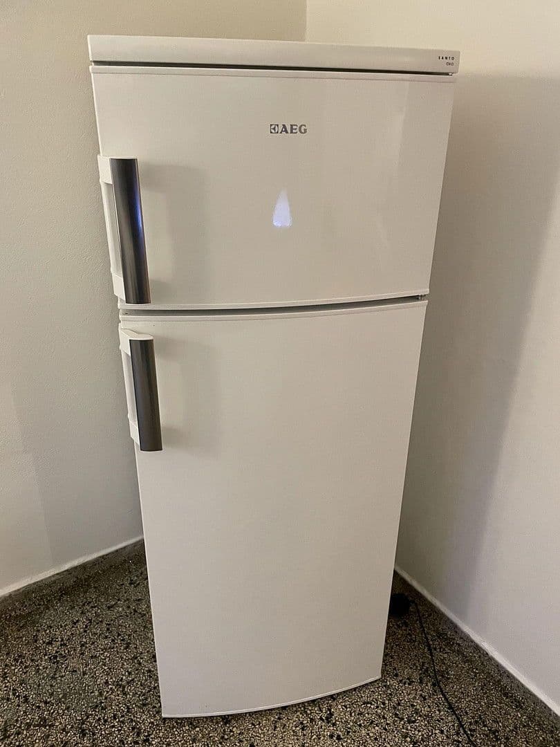 Pronájem bytu 2+kk 71 m², Südwestkorso 56, Berlin, Berlín Pronájem bytu 2+kk 71 m², Südwestkorso 56, Berlin, Berlín