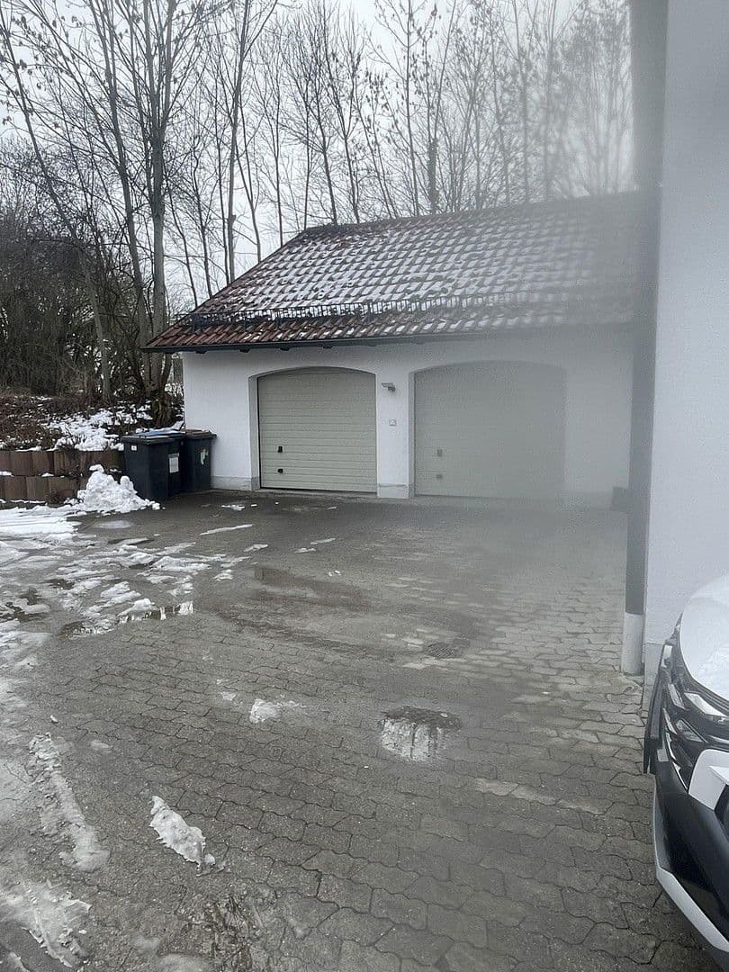 Pronájem bytu 4+1 110 m², Schloßstraße, Oberding/Notzing, Bavorsko Pronájem bytu 4+1 110 m², Schloßstraße, Oberding/Notzing, Bavorsko