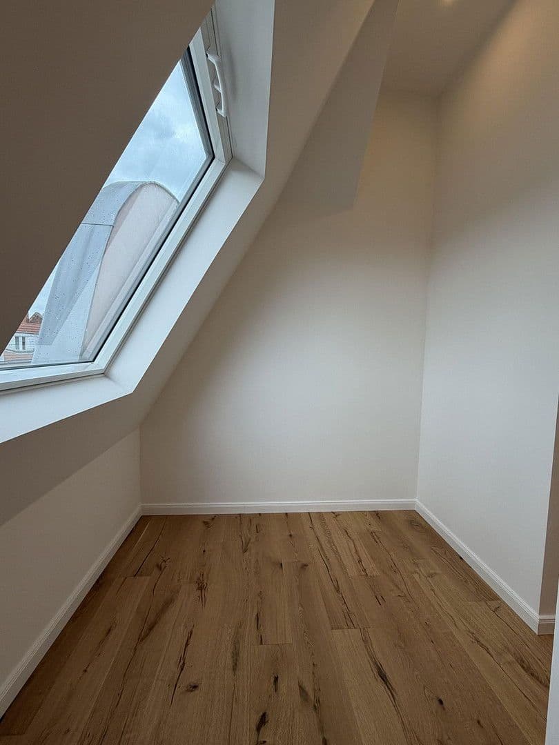 Pronájem bytu 3+1 80 m², Ebersstraße 58, Berlin, Berlín Pronájem bytu 3+1 80 m², Ebersstraße 58, Berlin, Berlín