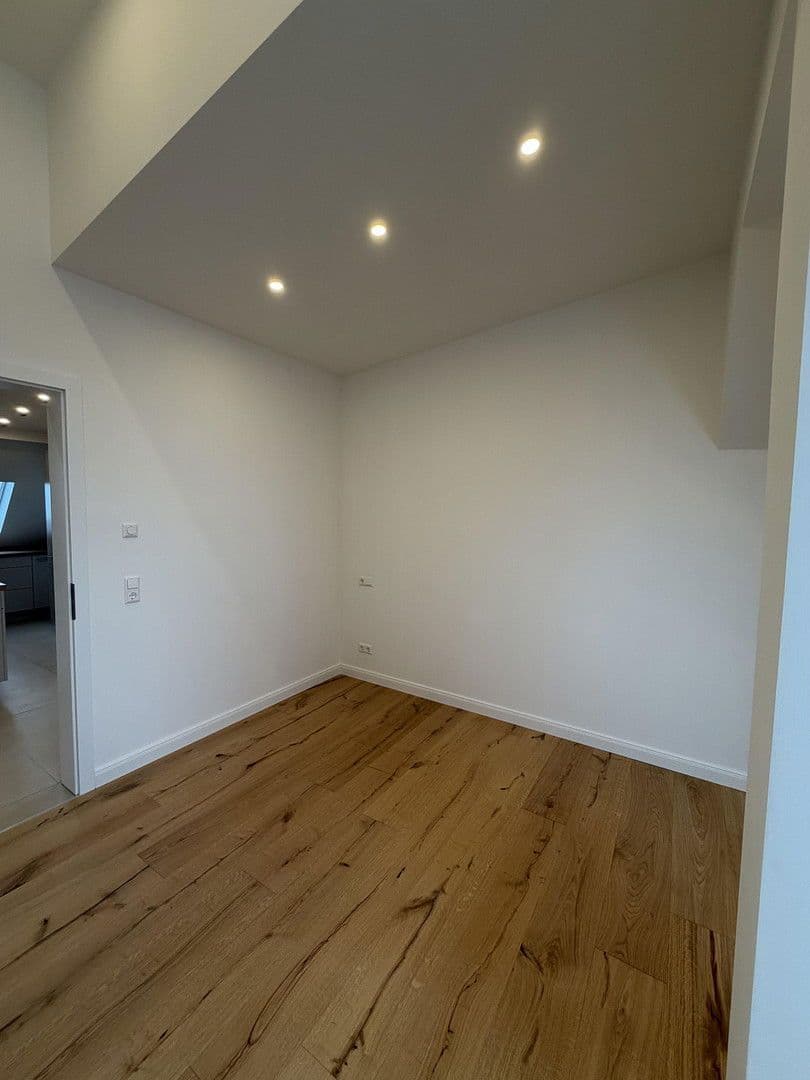 Pronájem bytu 3+1 80 m², Ebersstraße 58, Berlin, Berlín Pronájem bytu 3+1 80 m², Ebersstraße 58, Berlin, Berlín