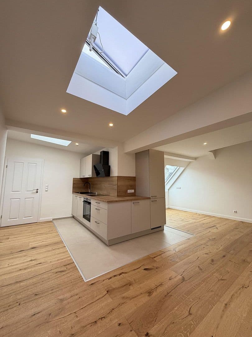 Pronájem bytu 3+1 70 m², Ebersstraße 58, Berlin, Berlín Pronájem bytu 3+1 70 m², Ebersstraße 58, Berlin, Berlín