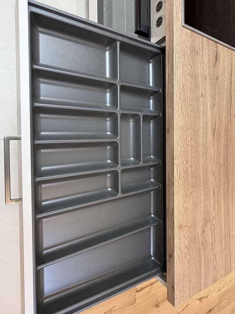 Pronájem bytu 3+1 70 m², Ebersstraße 58, Berlin, Berlín Pronájem bytu 3+1 70 m², Ebersstraße 58, Berlin, Berlín