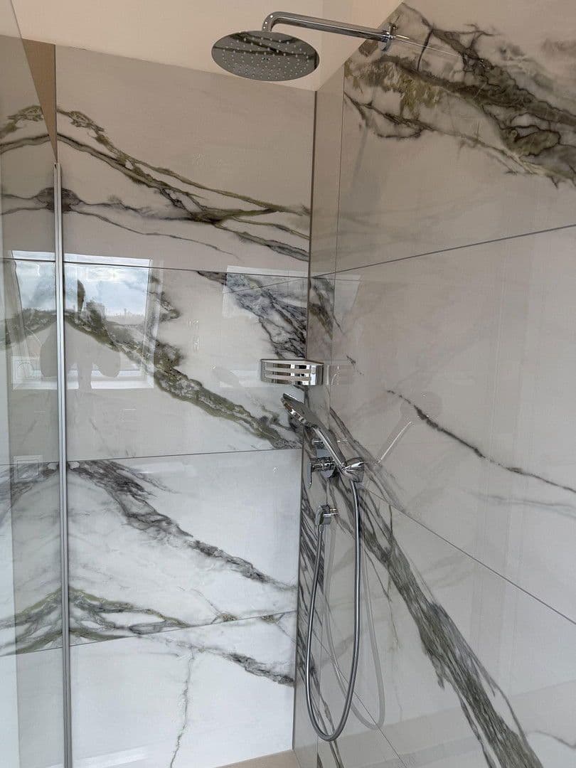 Pronájem bytu 3+1 70 m², Ebersstraße 58, Berlin, Berlín Pronájem bytu 3+1 70 m², Ebersstraße 58, Berlin, Berlín