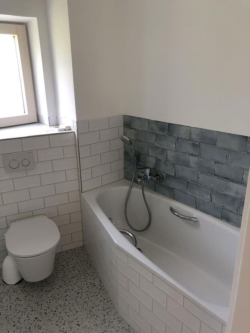 Pronájem bytu 3+1 75 m², Landshut, Bavorsko Pronájem bytu 3+1 75 m², Landshut, Bavorsko