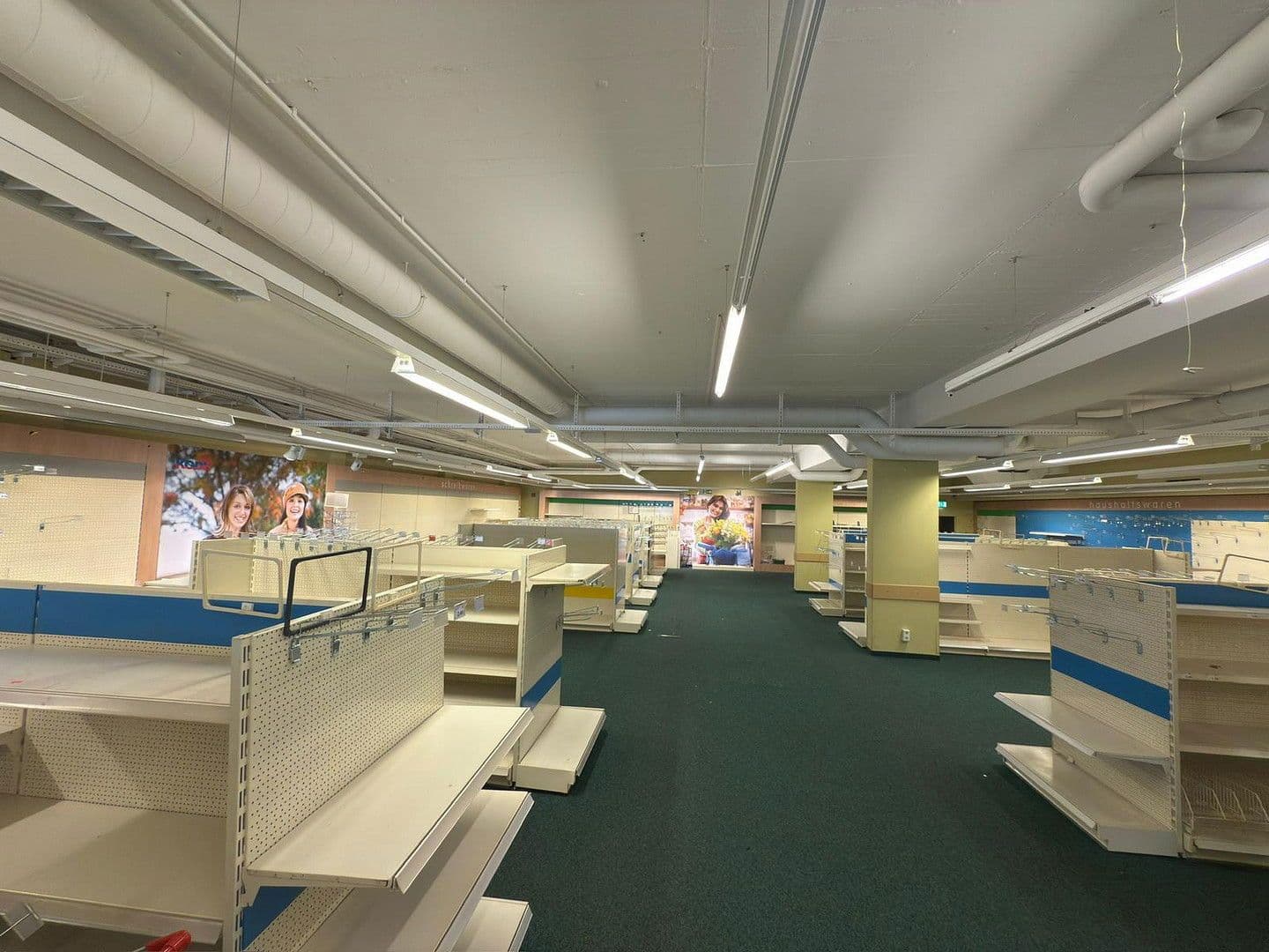 Pronájem nebytového prostoru 650 m², Am Kronengarten 1-7, Hilden, Severní Porýní-Vestfálsko Pronájem nebytového prostoru 650 m², Am Kronengarten 1-7, Hilden, Severní Porýní-Vestfálsko