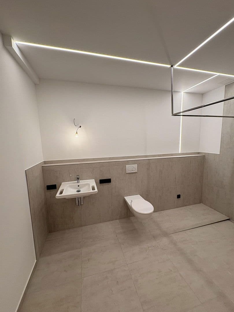 Pronájem bytu 2+1 80 m², Oppenheim, Porýní-Falc Pronájem bytu 2+1 80 m², Oppenheim, Porýní-Falc