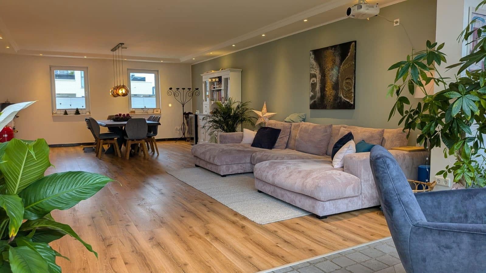 Prodej bytu 5+1 240 m², Pulheim, Severní Porýní-Vestfálsko Prodej bytu 5+1 240 m², Pulheim, Severní Porýní-Vestfálsko